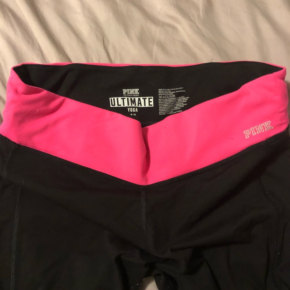 Victoria Secret Pink Ultimate Yoga Capris